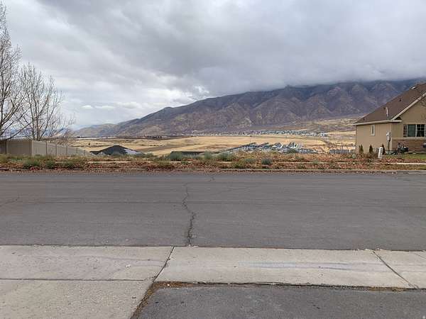 0.26 Acres of Residential Land for Sale in Santaquin, Utah