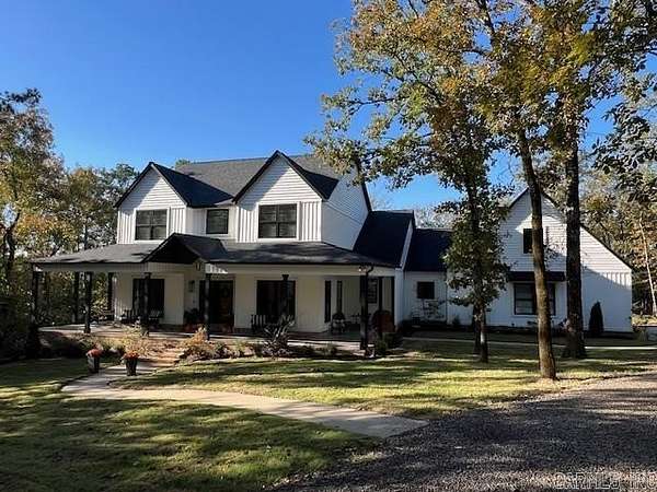 5 Acres of Residential Land with Home for Sale in Russellville, Arkansas