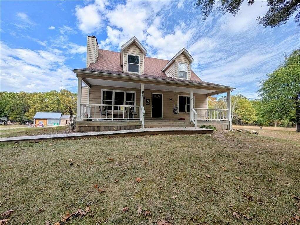 19.5 Acres of Land with Home for Sale in Baldwin City, Kansas