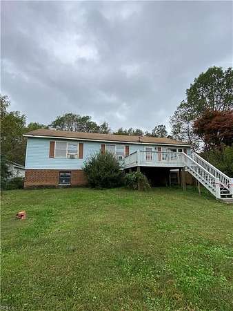 19.5 Acres of Land with Home for Sale in Warsaw, Virginia