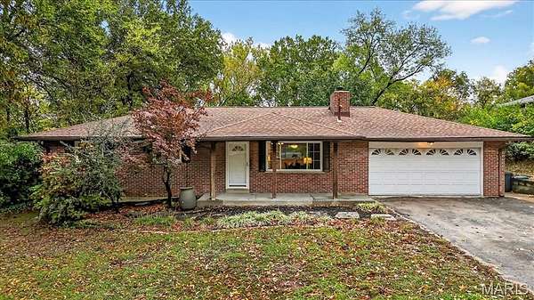 1.62 Acres of Residential Land with Home for Sale in Fenton, Missouri