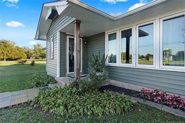 5 Acres of Residential Land with Home for Sale in Collinsville, Oklahoma