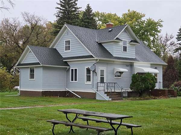 5.32 Acres of Residential Land with Home for Sale in Morris, Minnesota