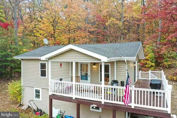 4 Acres of Residential Land with Home for Sale in Star Tannery, Virginia