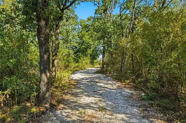 2 Acres of Residential Land for Sale in Ross, Texas