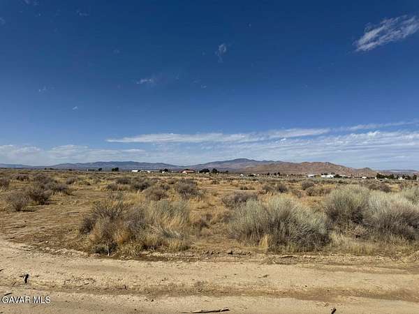 2.79 Acres of Land for Sale in Rosamond, California