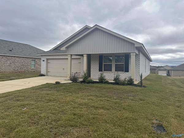 35 Acres of Land with Home for Lease in Huntsville, Alabama