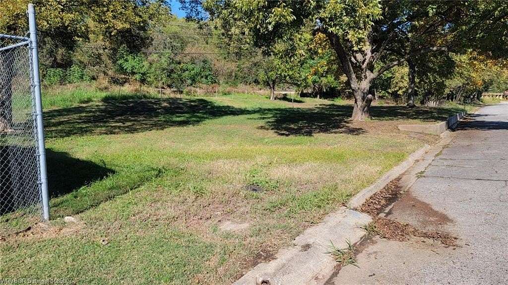 0.32 Acres of Land for Sale in Van Buren, Arkansas