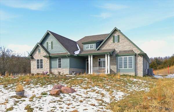 20.5 Acres of Land with Home for Sale in Thurman, Iowa