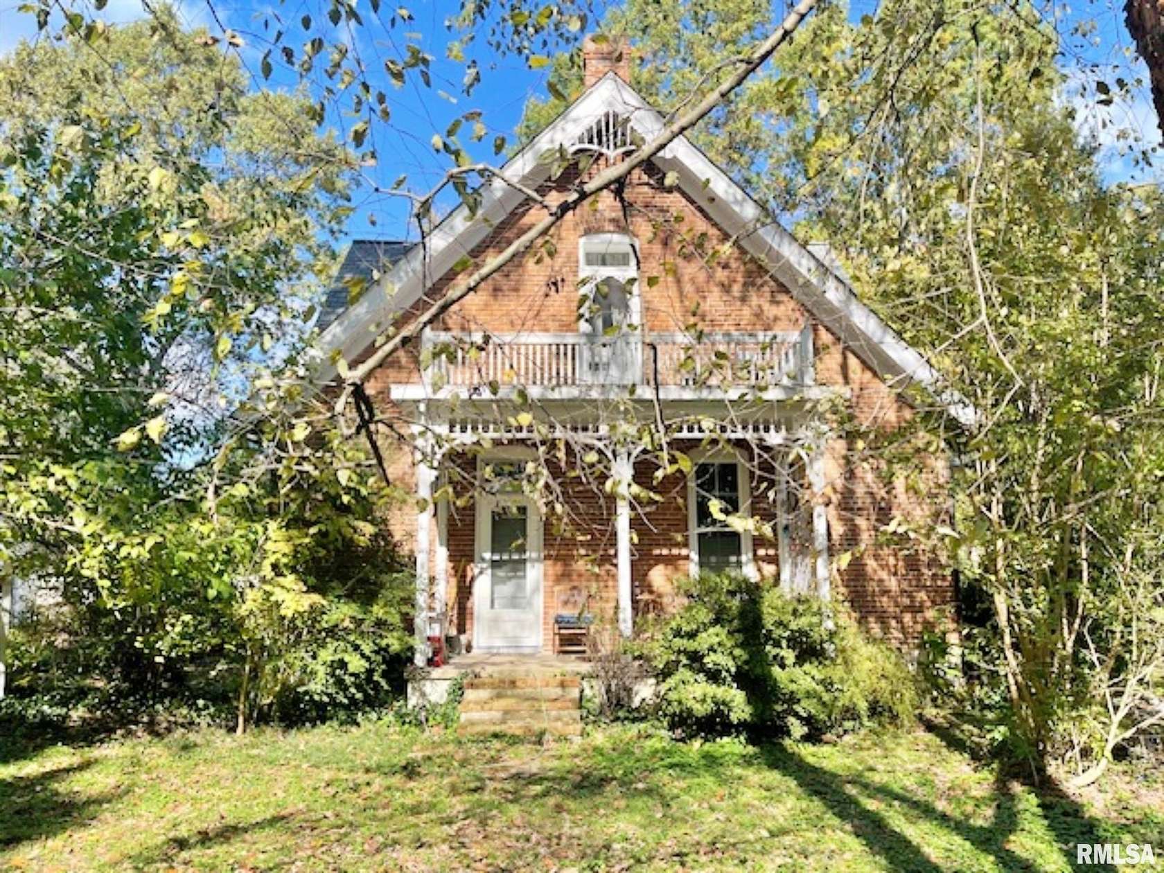 3 Acres of Residential Land with Home for Sale in Metropolis, Illinois