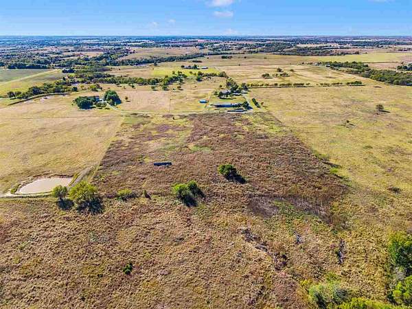 10 Acres of Land for Sale in Elgin, Oklahoma