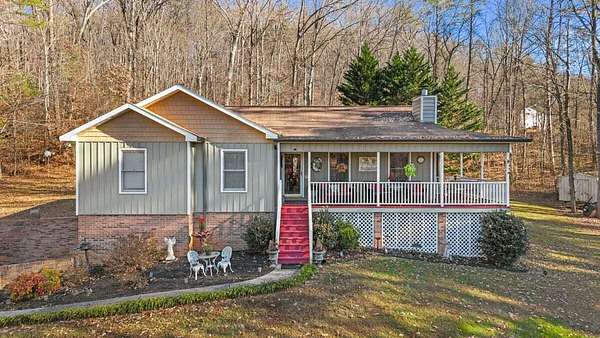 1.86 Acres of Residential Land with Home for Sale in Cleveland, Tennessee