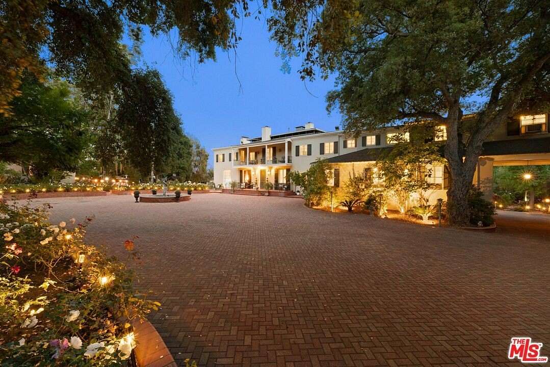 1.55 Acres of Residential Land with Home for Sale in Glendora, California