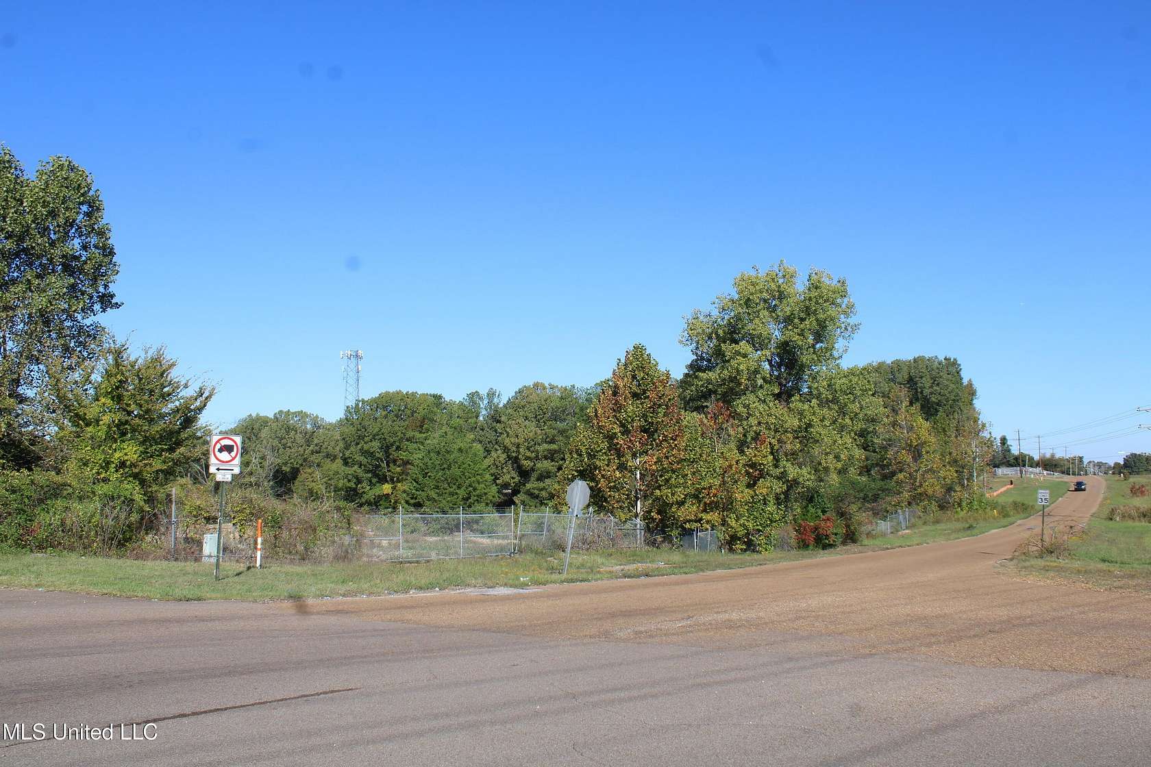 8 Acres of Land for Sale in Olive Branch, Mississippi