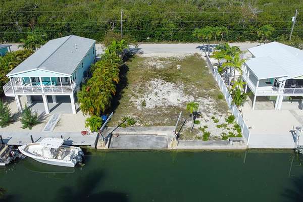 Residential Land for Sale in Little Torch Key, Florida