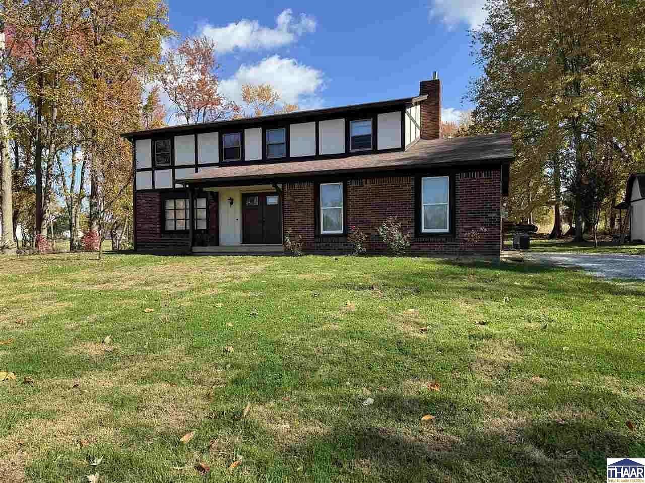 4.57 Acres of Residential Land with Home for Sale in Clay City, Indiana