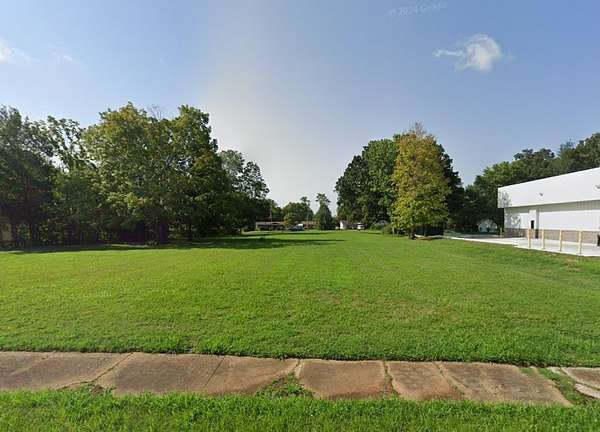 1 Acre of Commercial Land for Sale in White Bluff, Tennessee