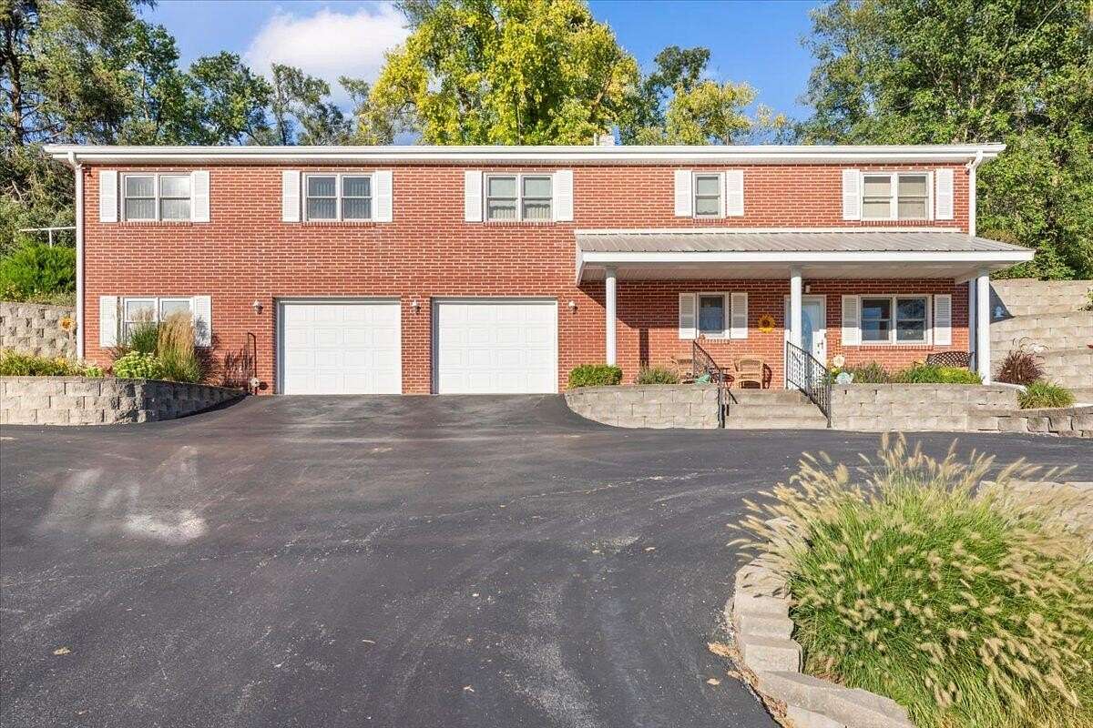 2.8 Acres of Land with Home for Sale in Council Bluffs, Iowa