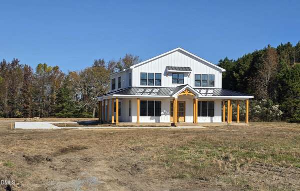 5.82 Acres of Residential Land with Home for Sale in Four Oaks, North Carolina