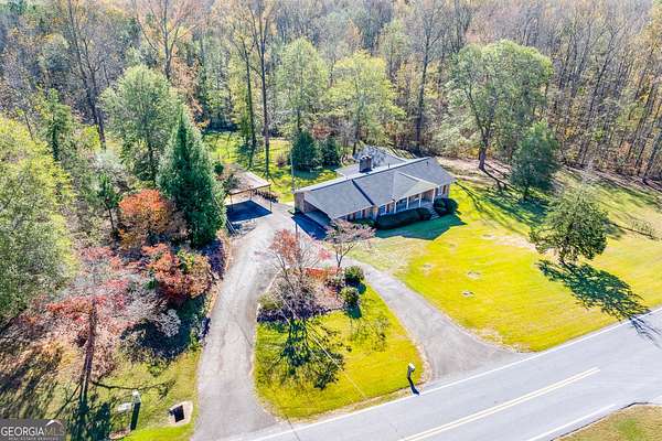 3.32 Acres of Residential Land with Home for Sale in Commerce, Georgia