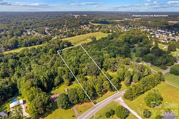 4.2 Acres of Land with Home for Sale in Mooresville, North Carolina