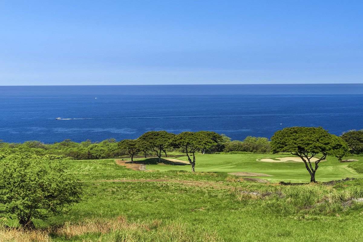 1 Acre of Residential Land for Sale in Kealakekua, Hawaii