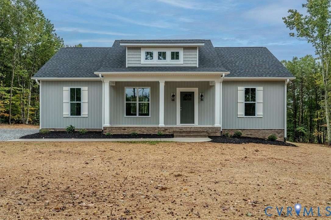 3.26 Acres of Land with Home for Sale in Buckingham, Virginia