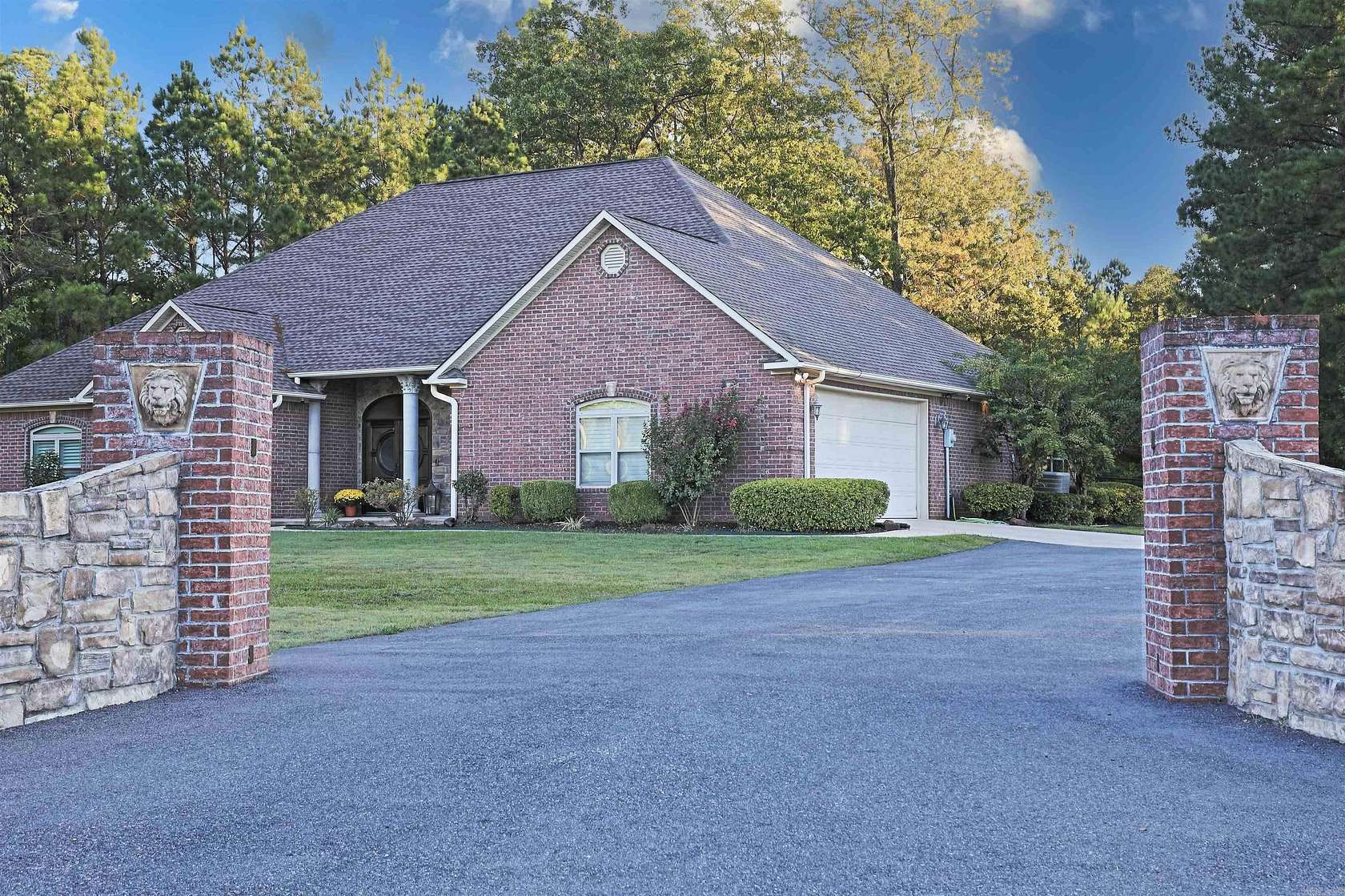 2.5 Acres of Residential Land with Home for Sale in White Hall, Arkansas