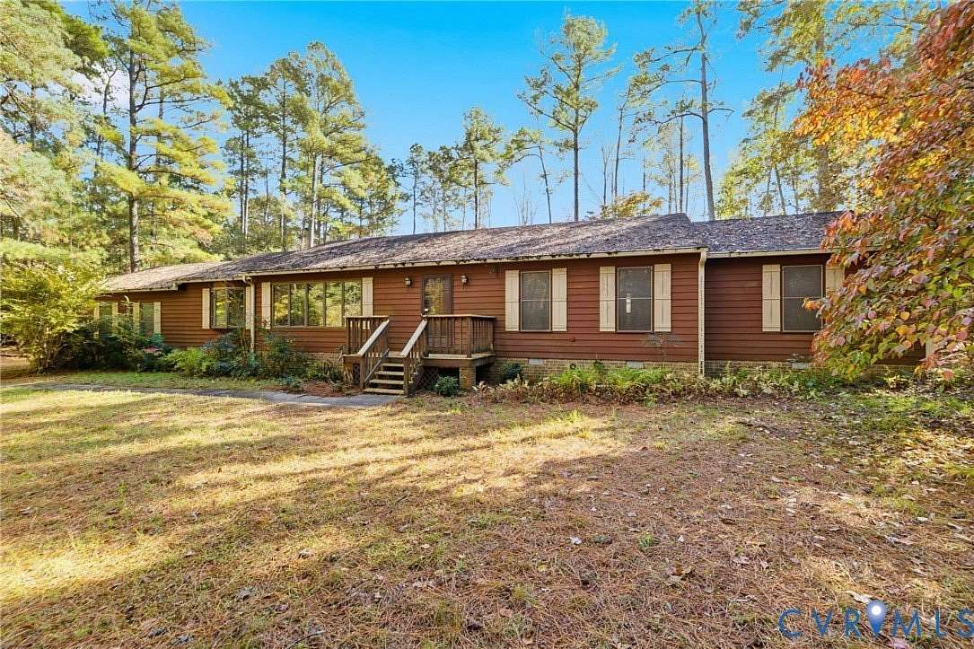 2.89 Acres of Residential Land with Home for Sale in Mechanicsville, Virginia