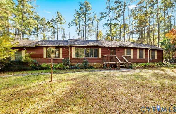 2.89 Acres of Residential Land with Home for Sale in Mechanicsville, Virginia