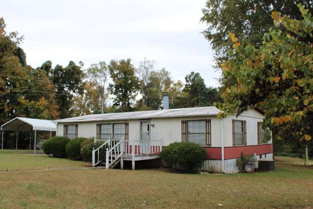 2.5 Acres of Residential Land with Home for Sale in Scottsburg, Virginia