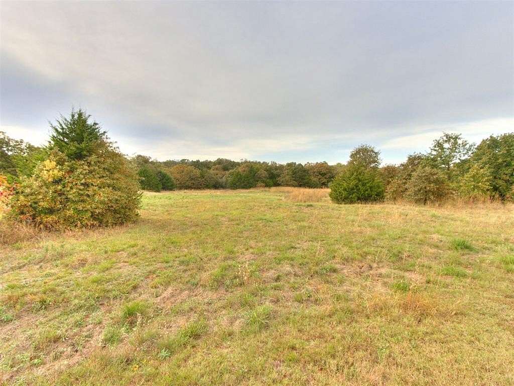 4.5 Acres of Residential Land for Sale in Arcadia, Oklahoma