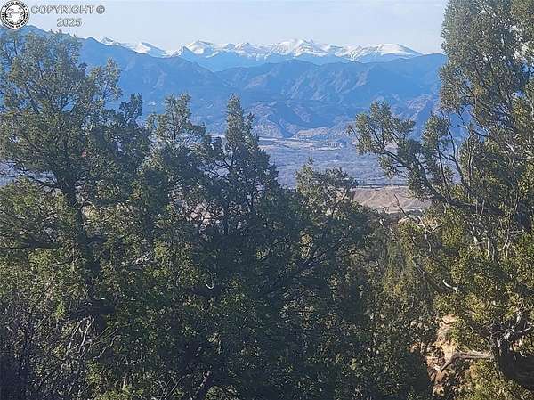 35 Acres of Land for Sale in Penrose, Colorado