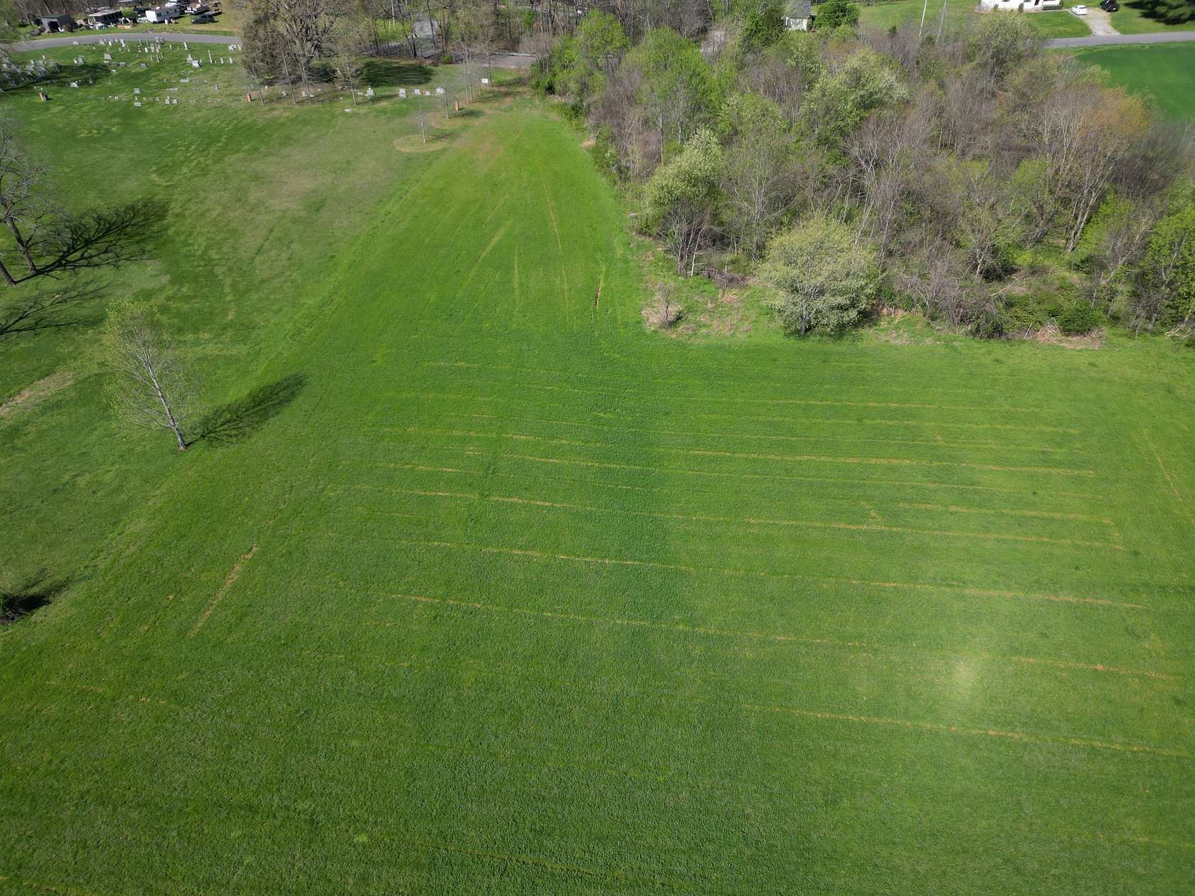 5 Acres of Residential Land for Sale in Springfield, Tennessee