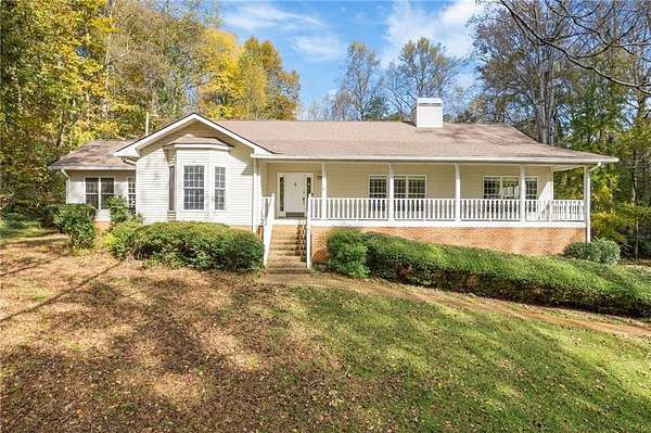 13.6 Acres of Land with Home for Sale in Gainesville, Georgia