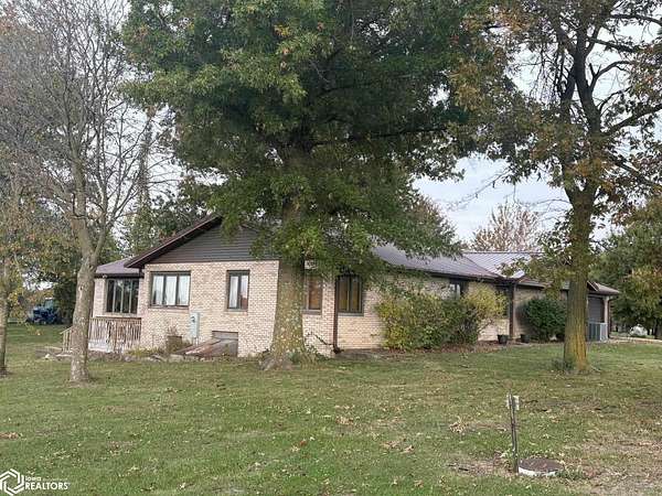 19.4 Acres of Land with Home for Sale in Centerville, Iowa