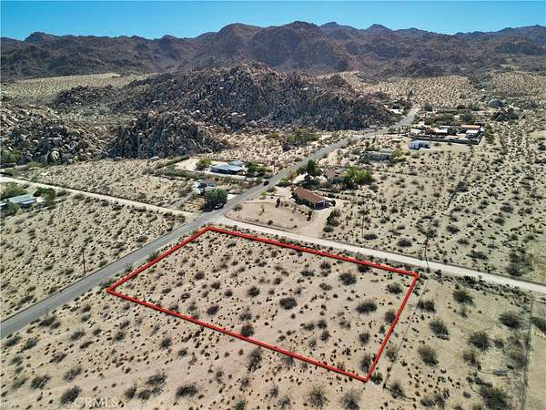 1.14 Acres of Residential Land for Sale in Joshua Tree, California