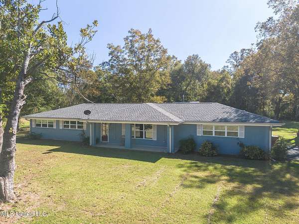 2.9 Acres of Residential Land with Home for Sale in Gulfport, Mississippi