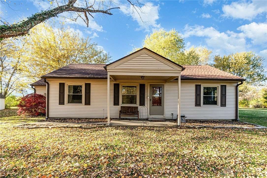 1.79 Acres of Residential Land with Home for Sale in Lebanon, Ohio