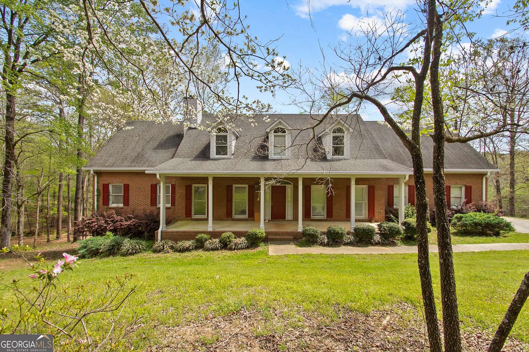 2.3 Acres of Residential Land with Home for Sale in Gray, Georgia