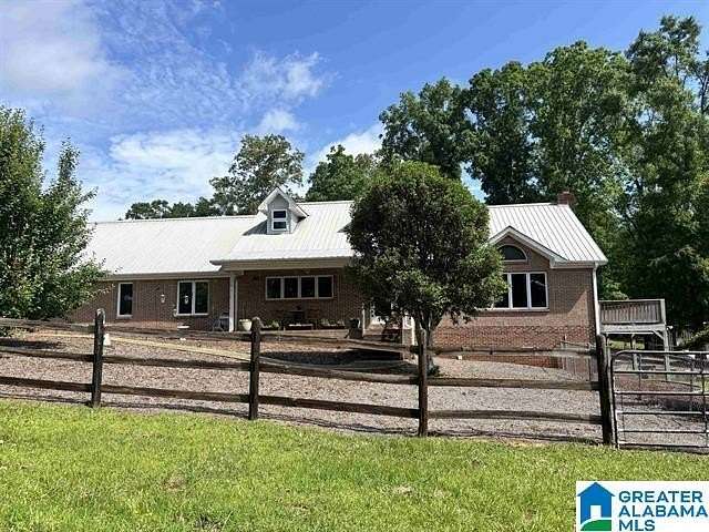 30 Acres of Recreational Land with Home for Sale in Columbiana, Alabama