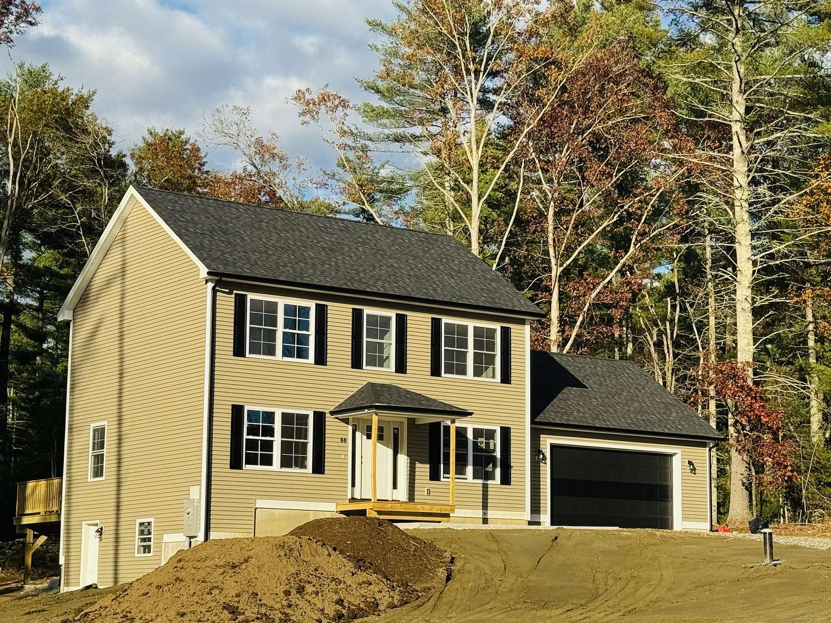 1.86 Acres of Residential Land with Home for Sale in Killingly Town, Connecticut