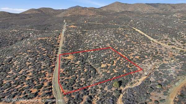 2.2 Acres of Residential Land for Sale in Dewey-Humboldt, Arizona