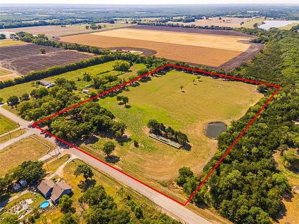 15.3 Acres of Land for Sale in Blue Ridge, Texas