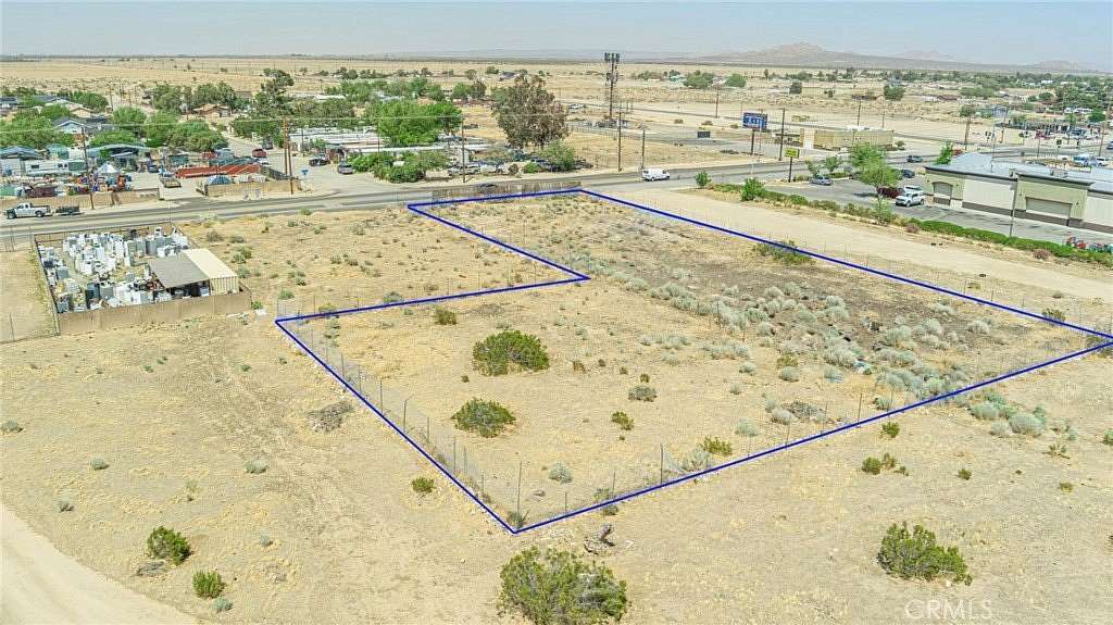 0.75 Acres of Mixed-Use Land for Sale in Littlerock, California