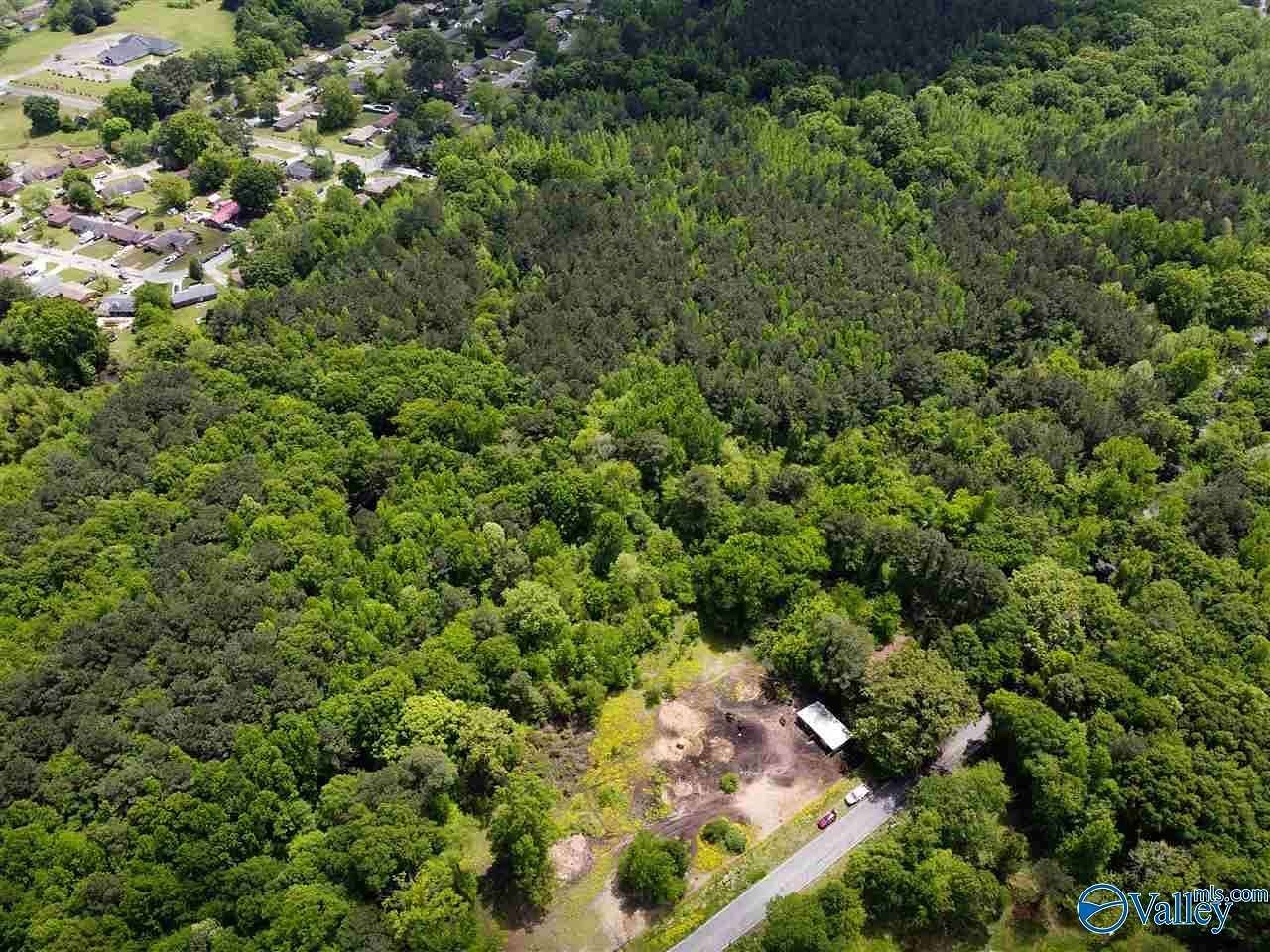 10.3 Acres of Land for Sale in Decatur, Alabama