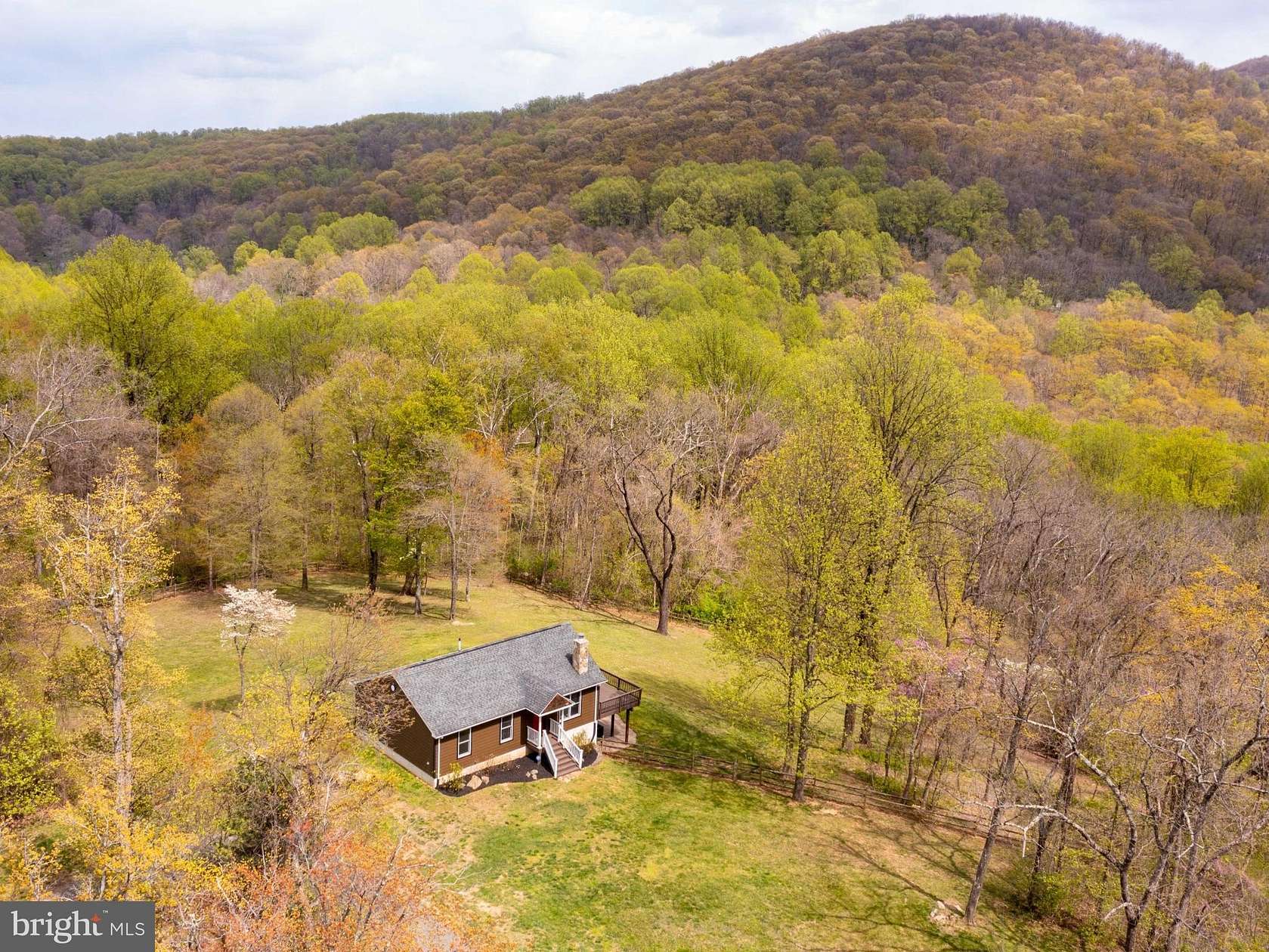 5 Acres of Residential Land with Home for Sale in Linden, Virginia