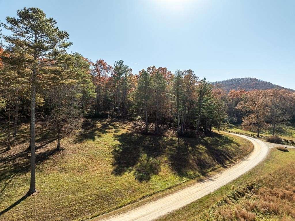 5 Acres of Land for Sale in Ellijay, Georgia