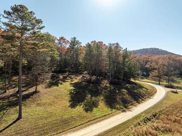 5 Acres of Land for Sale in Ellijay, Georgia