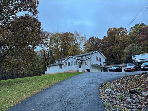 2.57 Acres of Residential Land with Home for Sale in Mahoning Township, Pennsylvania